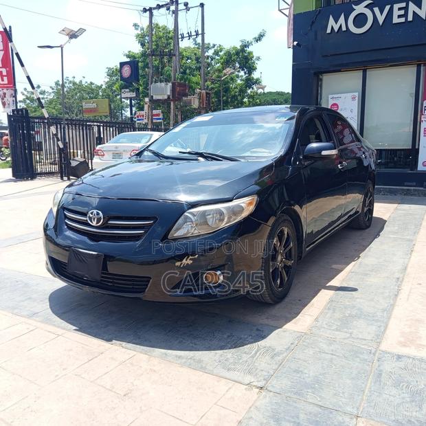 Toyota Corolla 2009 Black