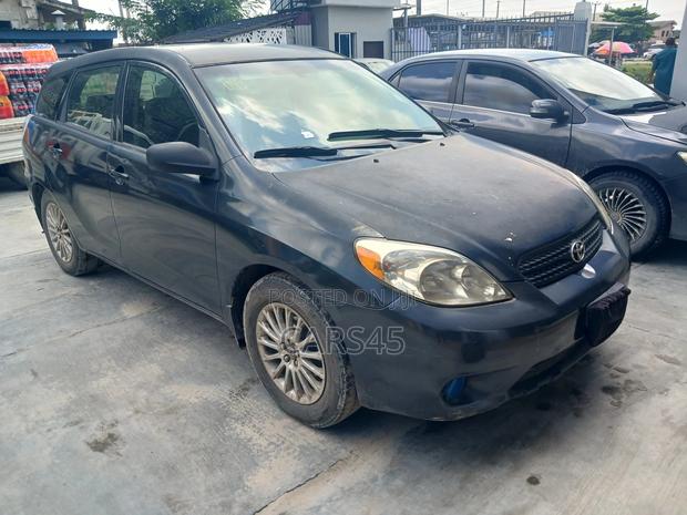 Toyota Matrix 2005 Gray