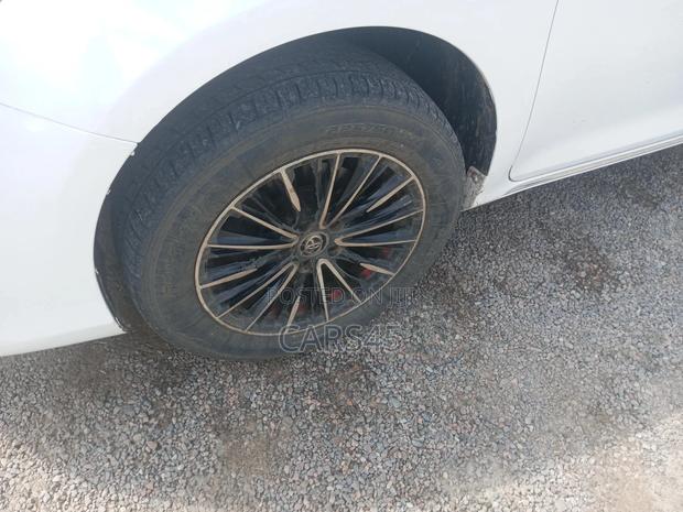 Toyota Camry 2012 White