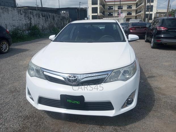 Toyota Camry 2012 White