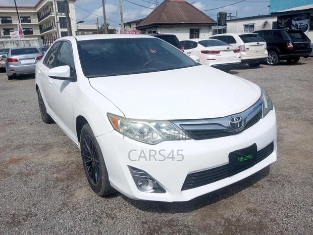 Toyota Camry 2012 White