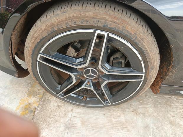 Mercedes-Benz C300 2012 Black