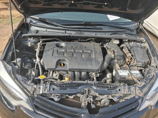 Toyota Corolla 2014 Black