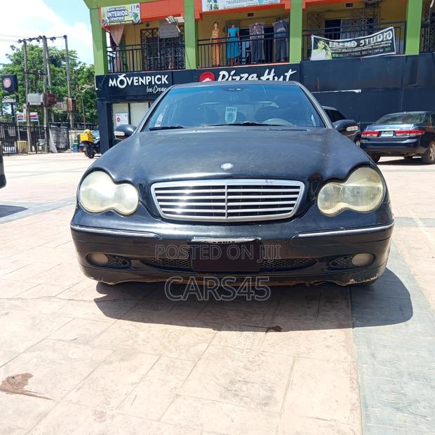 Mercedes-Benz C240 2003 Black