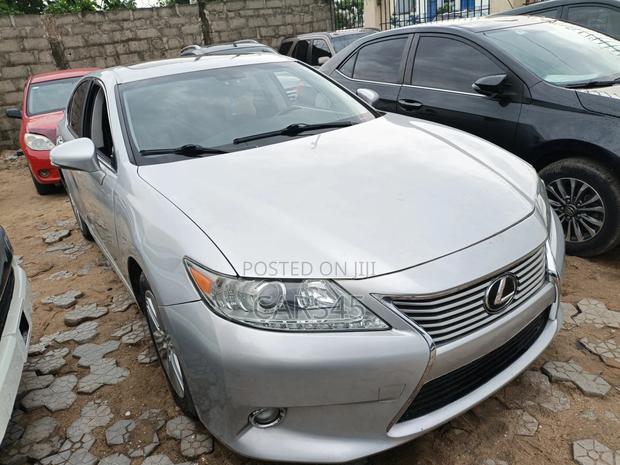 Lexus ES 2014 Silver