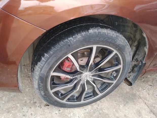 Toyota Venza 2009 Brown