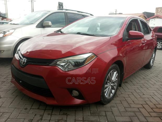 Toyota Corolla 2014 Red