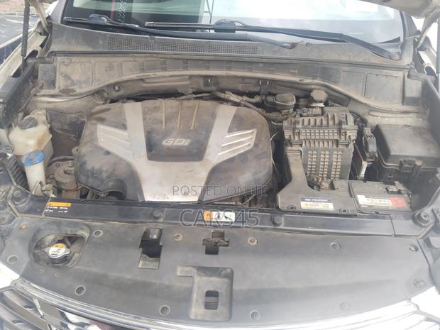Hyundai Santa Fe 2015 White