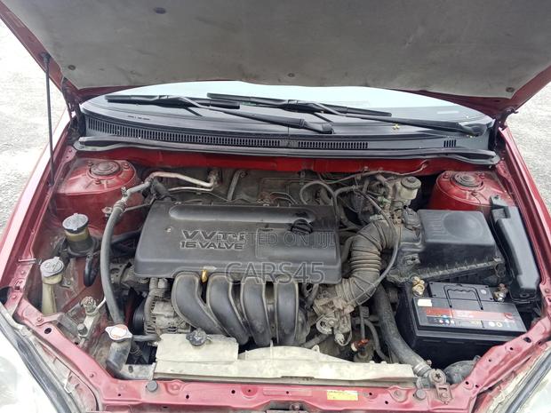 Toyota Corolla Verso 1.8 VVT-i Luna Automatic 2004 Red