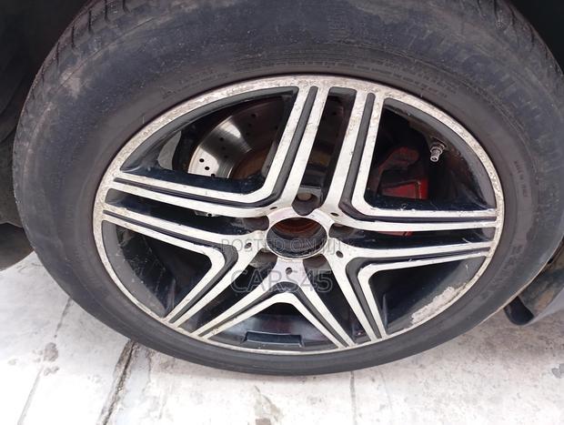 Mercedes-Benz C300 2009 Black
