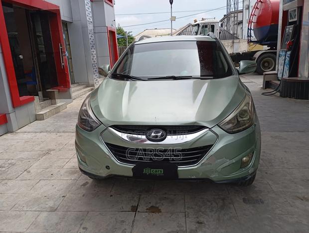 Hyundai Ix35 2012 Ivory