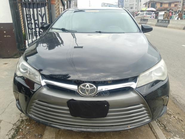 Toyota Camry 2015 Black