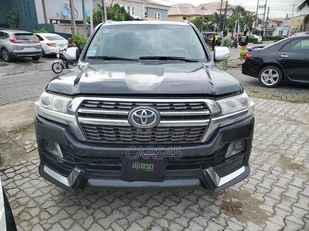 Toyota Land Cruiser 2015 Black