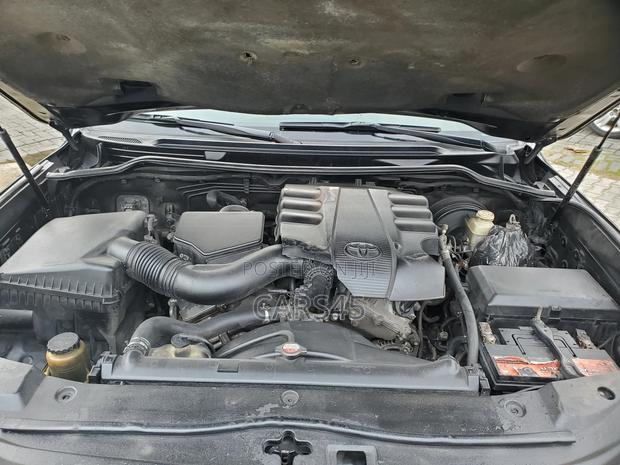Toyota Land Cruiser 2015 Black