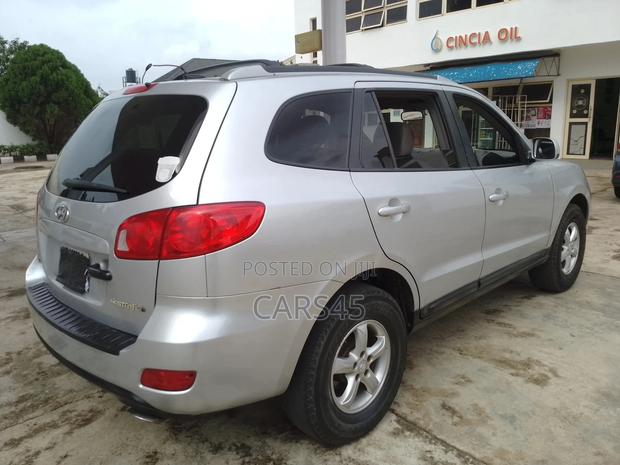Hyundai Santa Fe 2007 Silver