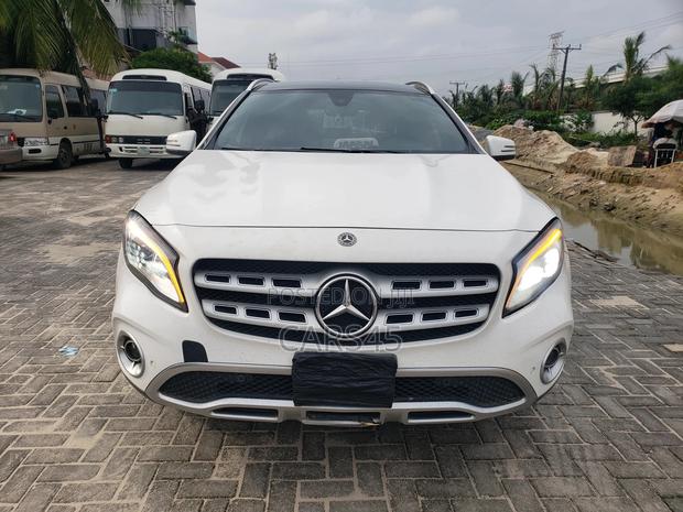 Mercedes-Benz GLA-Class 2019 White