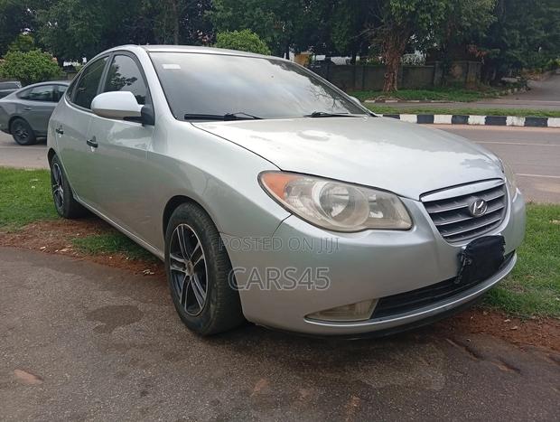 Hyundai Elantra 2008 Gray