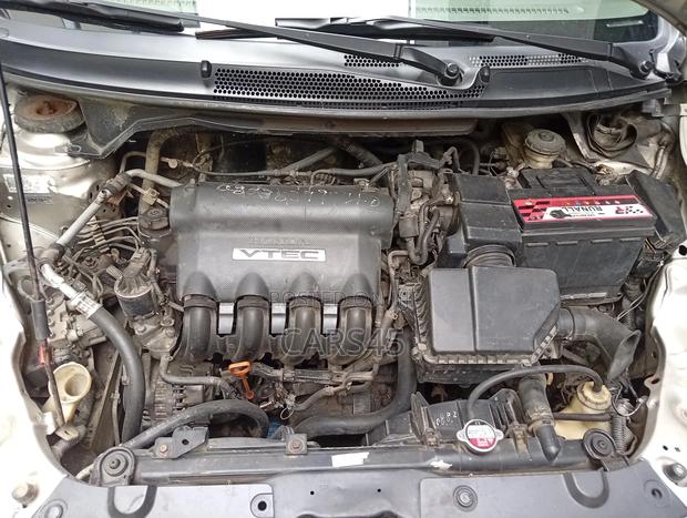 Honda City 2006 Gold