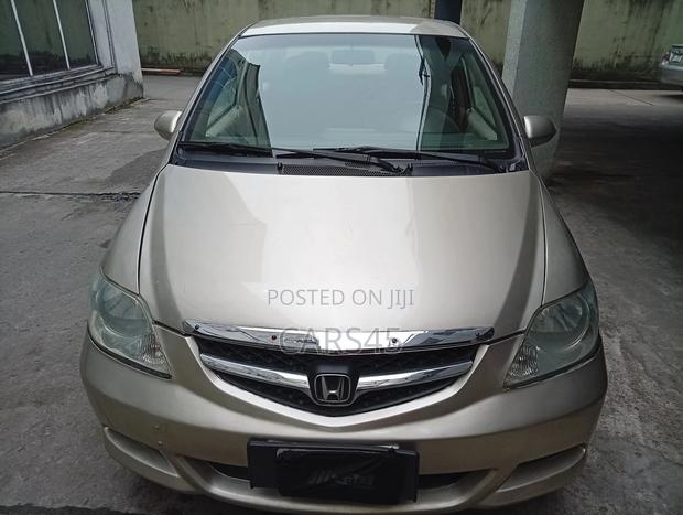 Honda City 2006 Gold