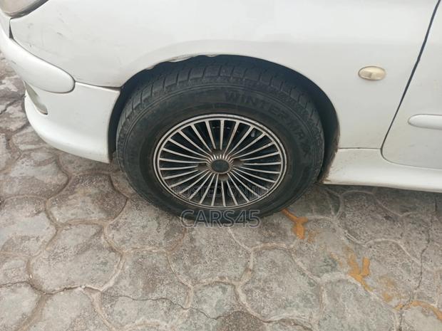 Peugeot 206 2004 White