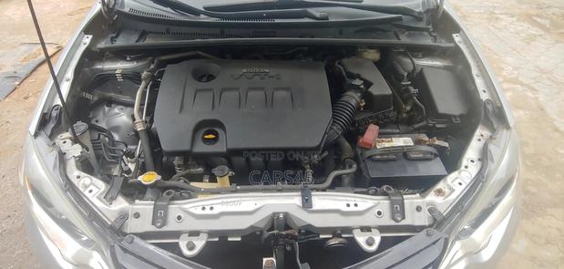 Toyota Corolla 2016 Silver