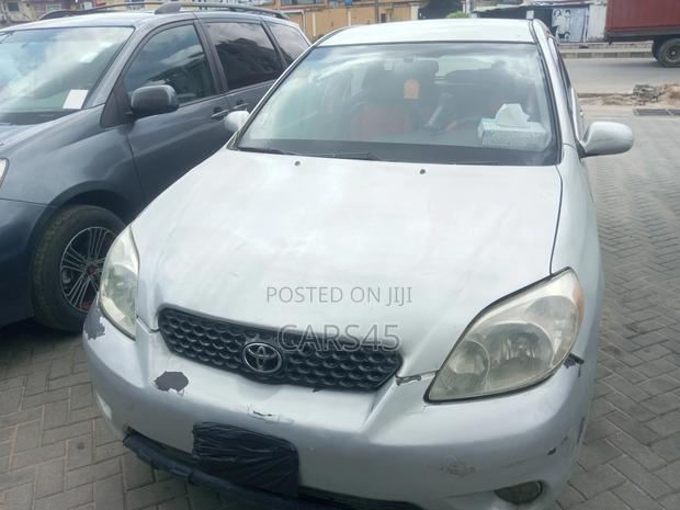 Toyota Matrix 2005 Silver
