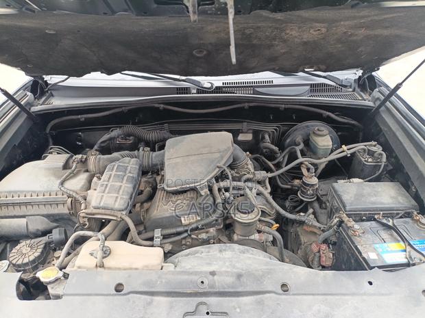 Toyota Land Cruiser Prado 2008 Black