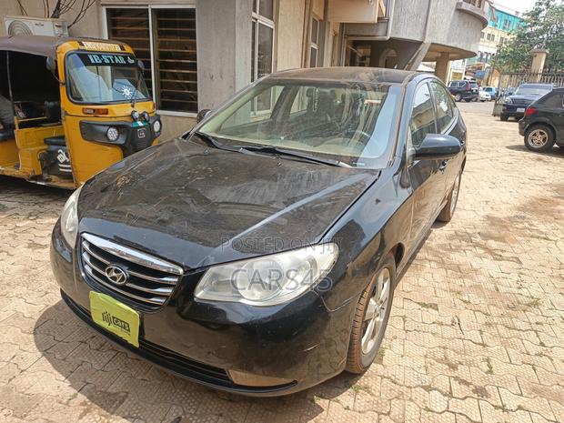 Hyundai Elantra 2011 Black