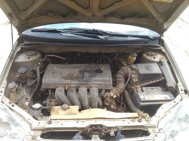 Toyota Corolla Sedan Automatic 2003 Silver