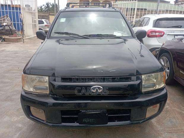 Infiniti QX4 2001 Black