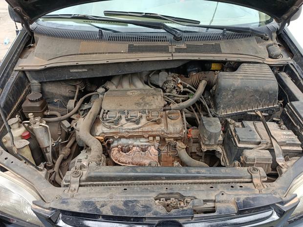 Toyota Sienna 1998 Black