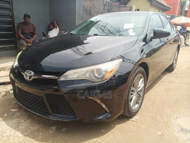 Toyota Camry 2016 Black