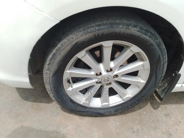 Toyota Venza 2012 White