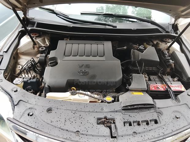 Toyota Avalon 2013 Gold