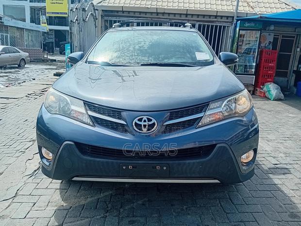 Toyota RAV4 2013 Blue