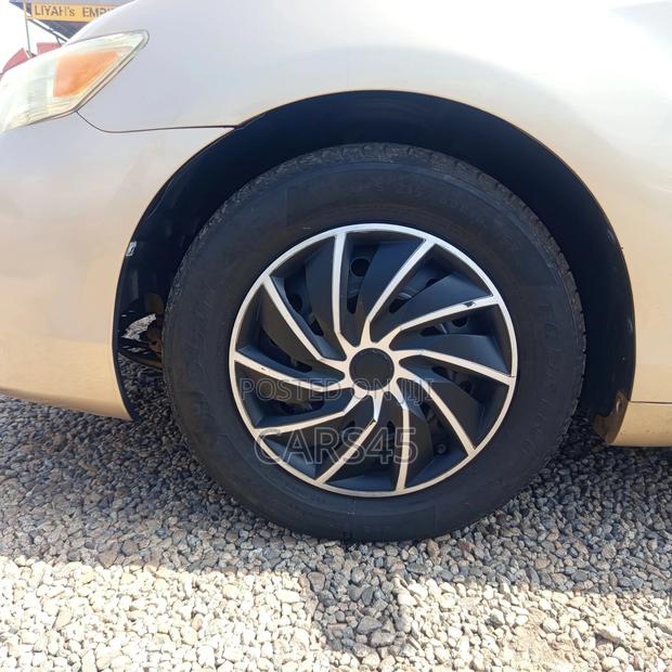 Toyota Camry 2010 Gold