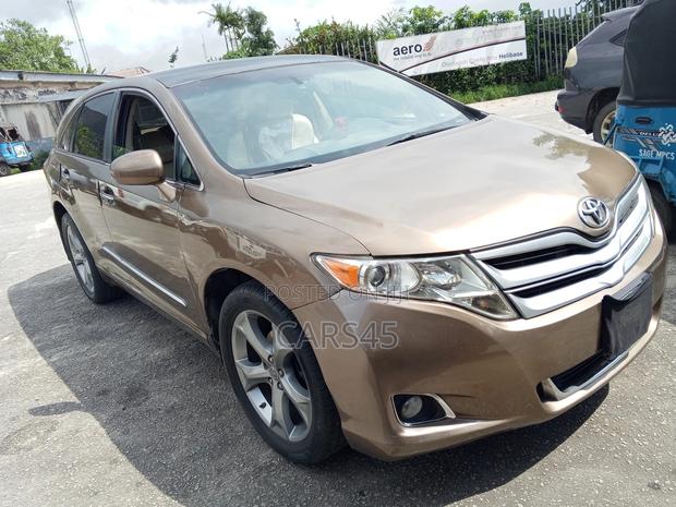 Toyota Venza Limited 2009 Gold