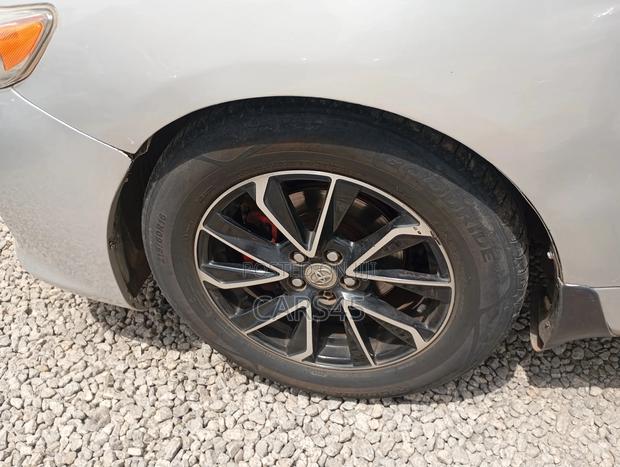 Toyota Corolla 2010 Silver