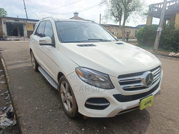 Mercedes-Benz GLE-Class 2016 White