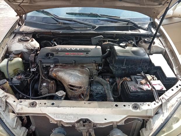 Toyota Camry 2002 Brown
