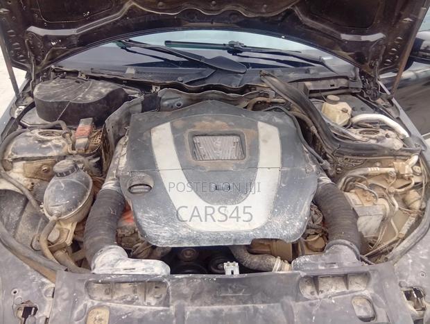 Mercedes-Benz C300 2011 Black