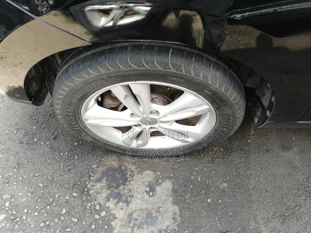 Hyundai Tucson 2011 Black
