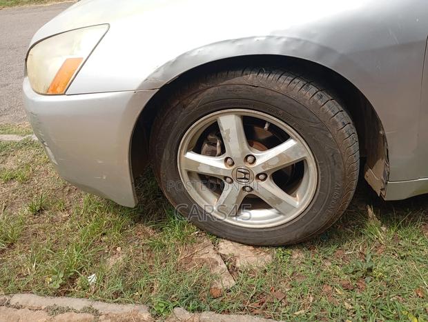 Honda Accord 2003 Silver