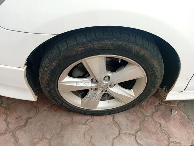 Toyota Camry 2010 White