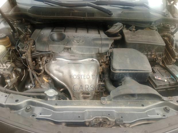 Toyota Camry 2011 Gray