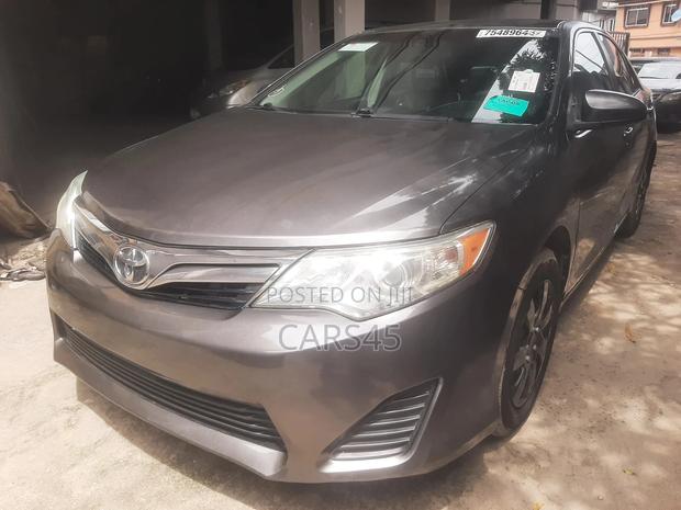 Toyota Camry 2013 Gray