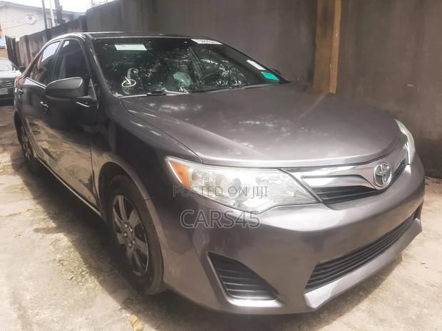Toyota Camry 2013 Gray