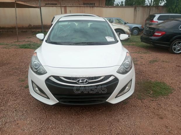 Hyundai Elantra 2015 White