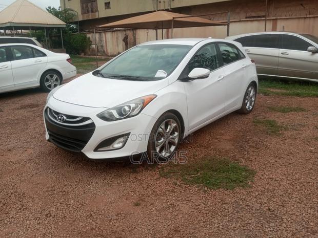 Hyundai Elantra 2015 White