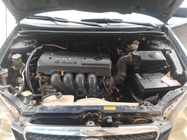 Toyota Corolla 2005 Blue